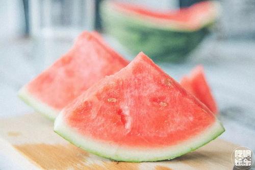 长沙西门吃瓜,热闹非凡的吃瓜胜地，一探究竟